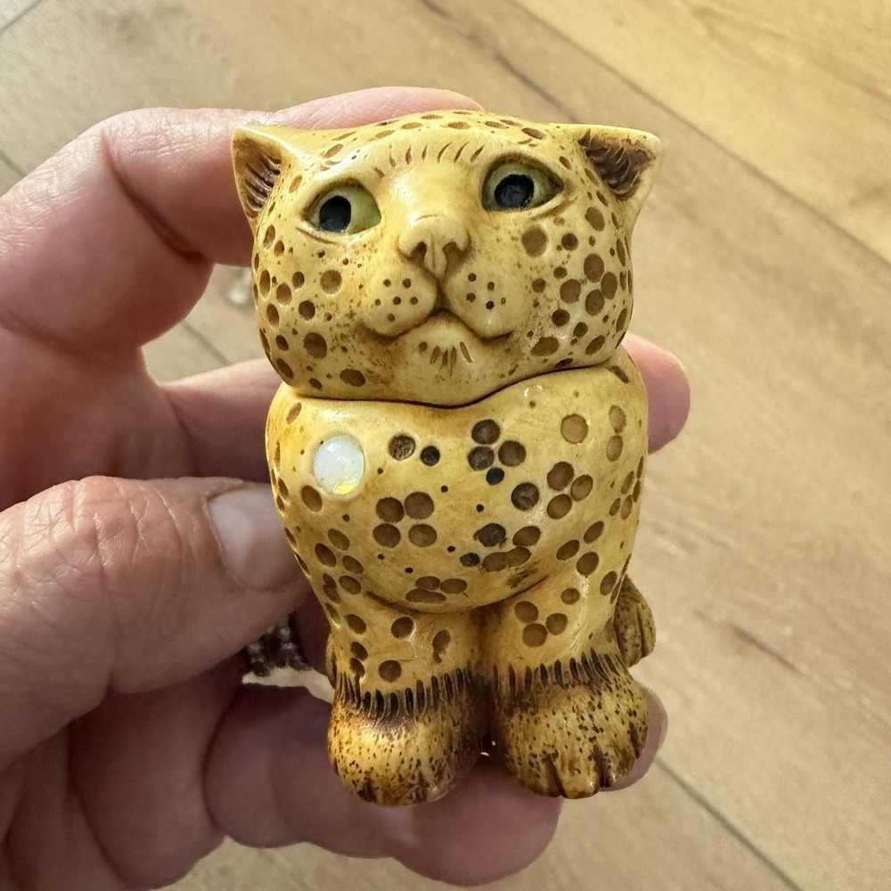 Harmony Ball Pot Bellys OPAL Calendar Cats Leopard Trinket Box Figurine October
